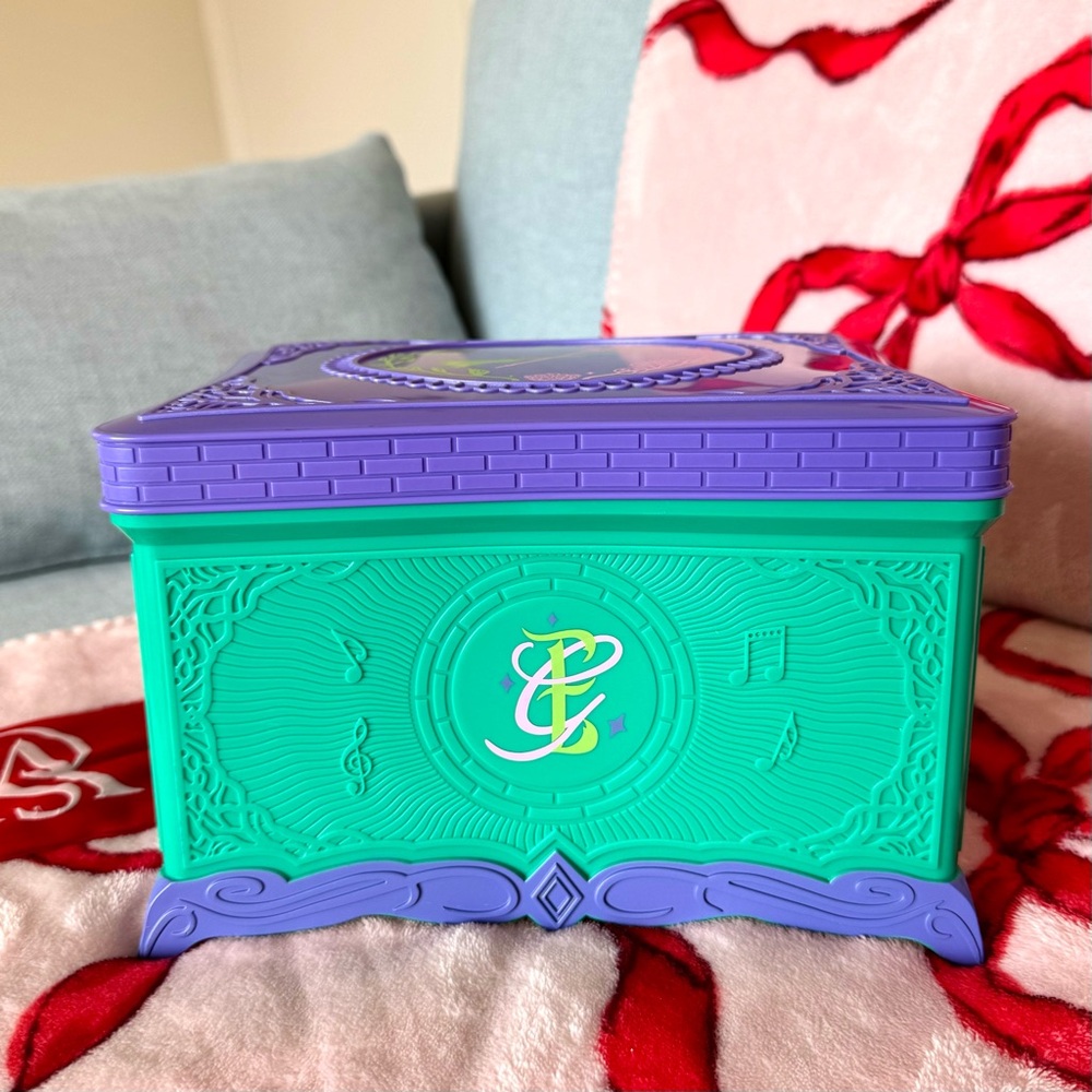 Wicked: For Good Music Box Popcorn Bucket